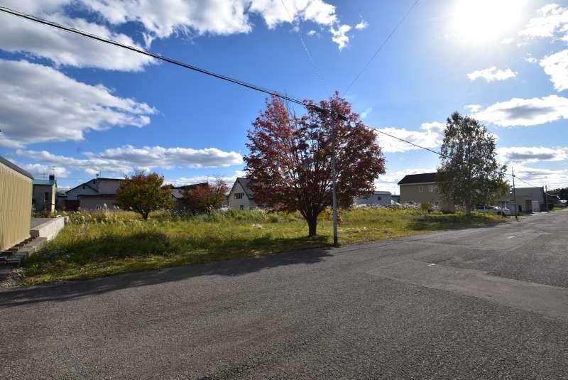 土地　春光台3条2丁目