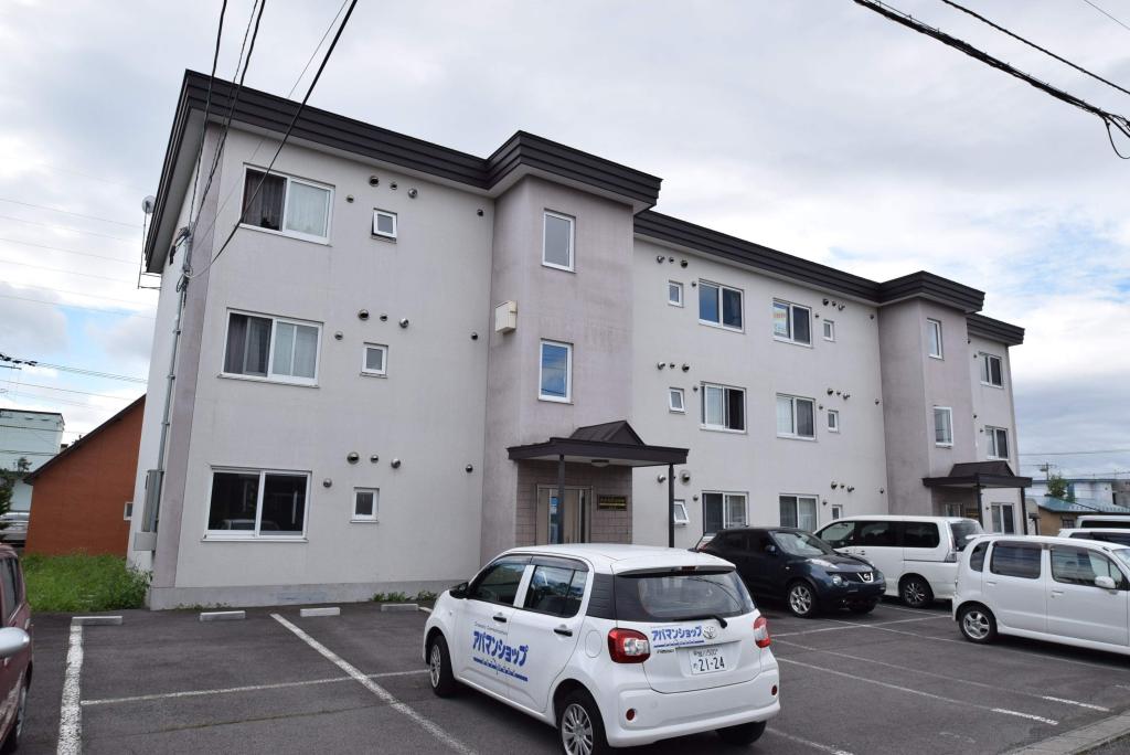 アークヒルズ外観