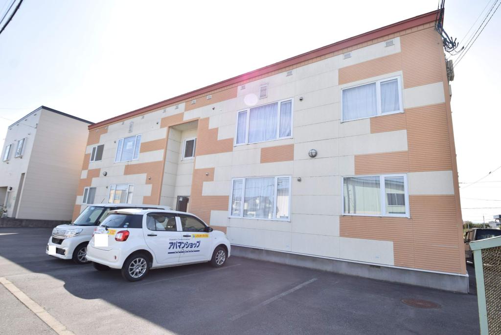 クリスタル 北海道旭川市永山八条2丁目3-4