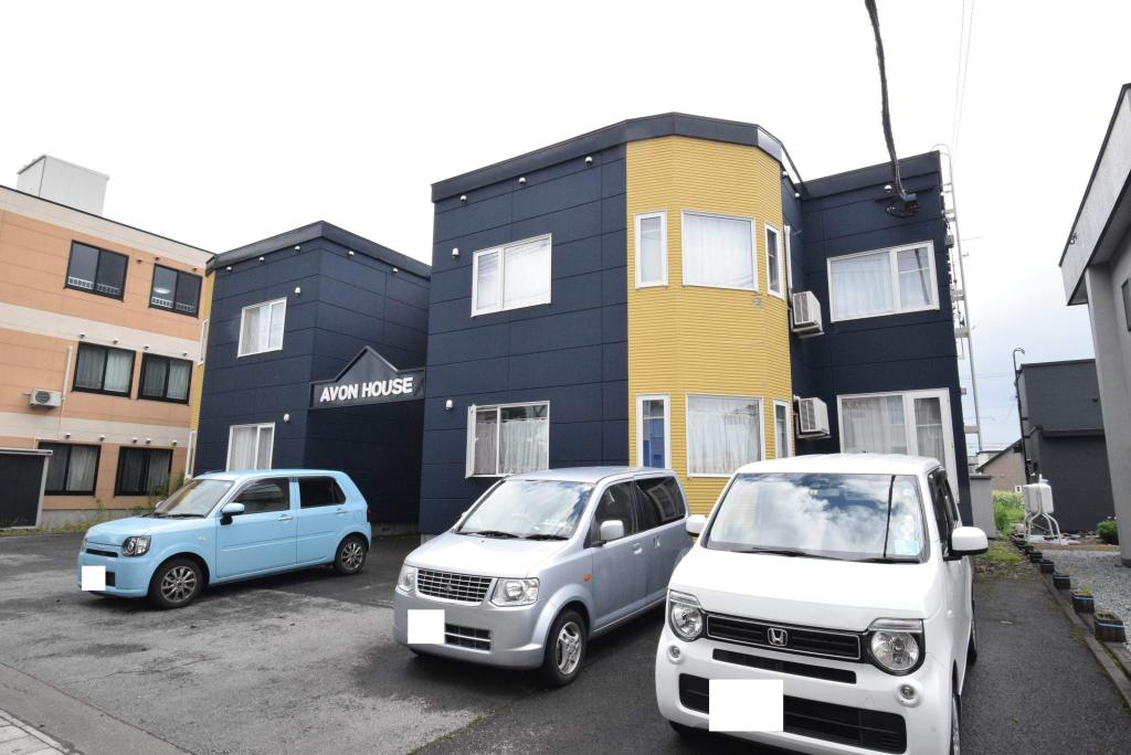 ＡＶＯＮ　ＨＯＵＳＥ２０５写真2