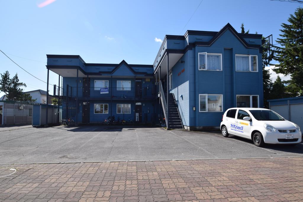 ブルータウン 北海道旭川市東旭川南一条8丁目2-14