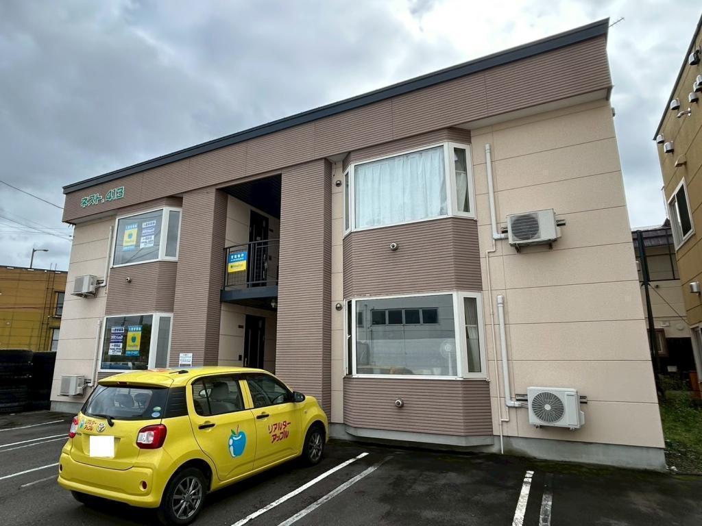 ネスト４１３外観