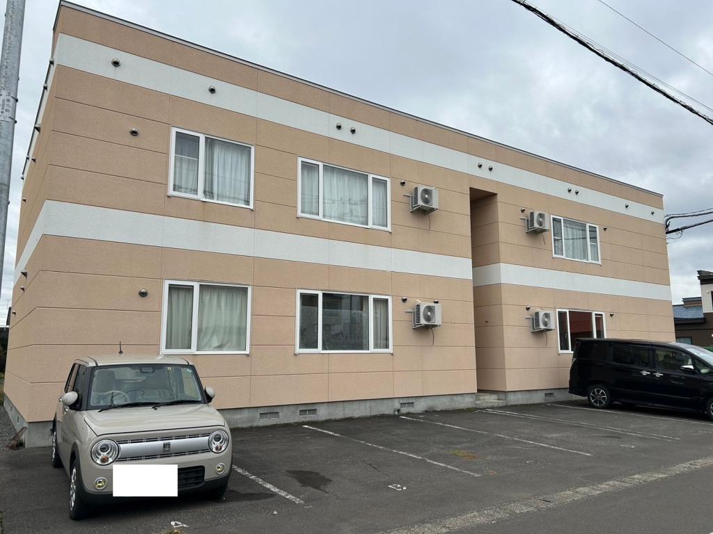 グランピア３・７外観