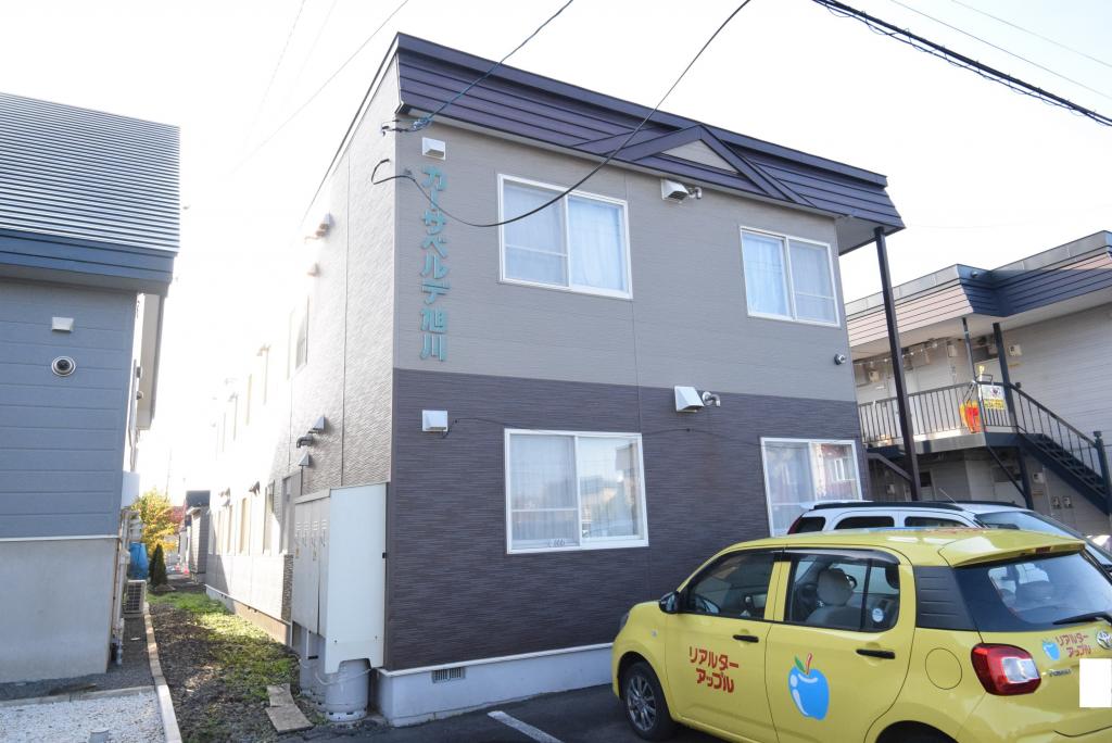 カーサベルデ旭川１０２外観