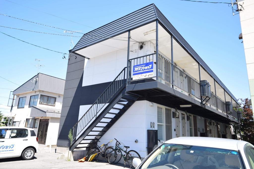 サウス２条ハイツＢ棟１０１外観