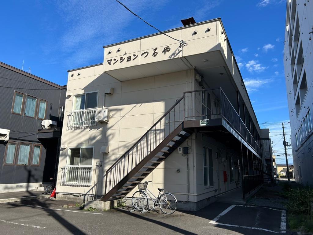 マンションつるや１０１外観