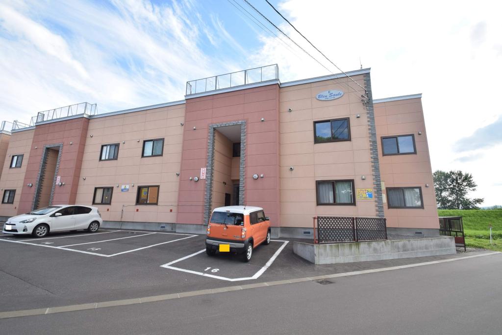 ブルーソールＥ 北海道旭川市東光十八条4丁目5-1