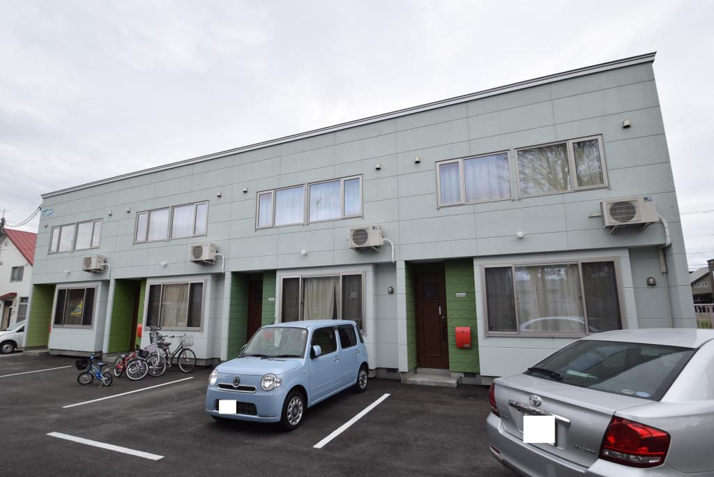 カリーナ１０３写真2