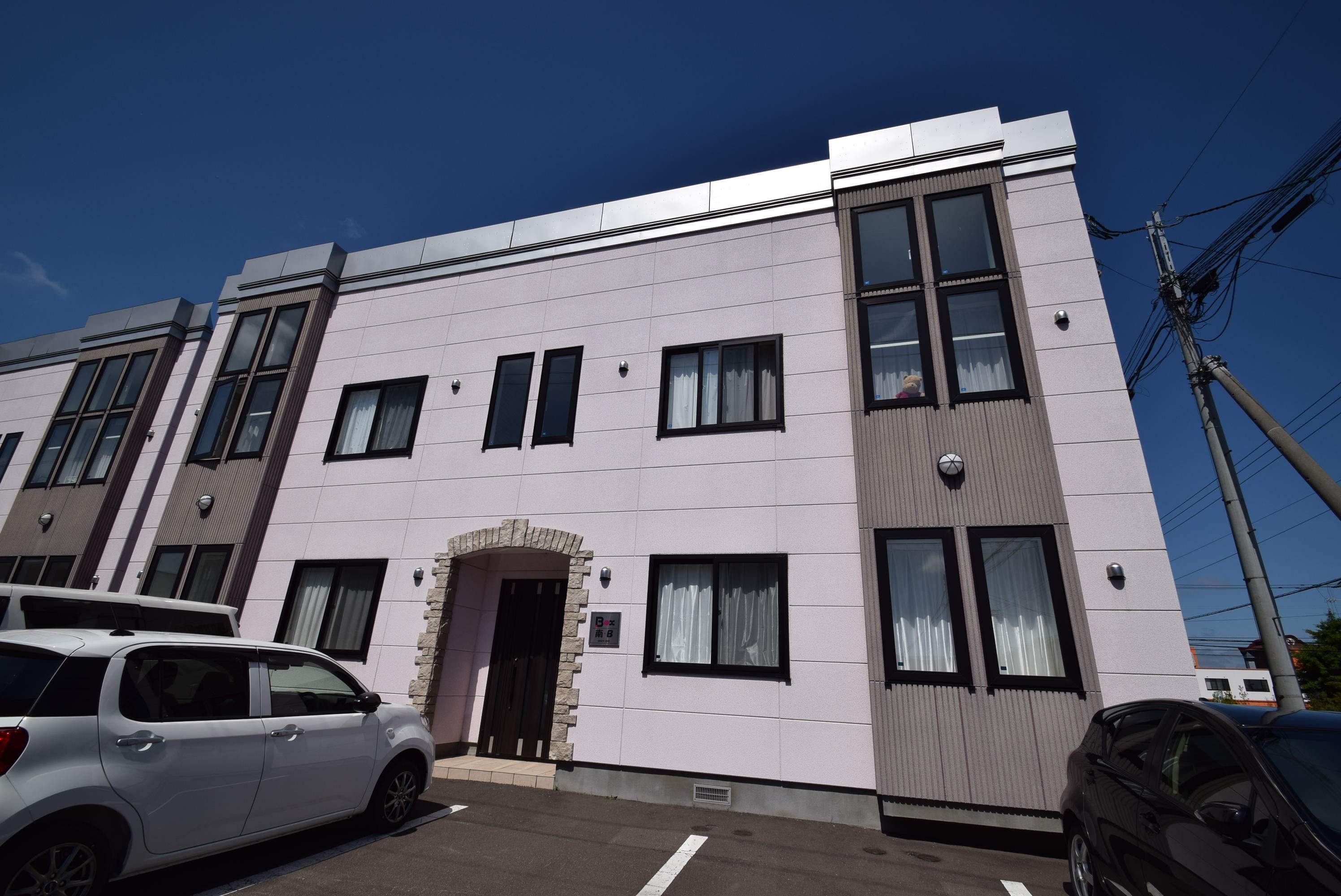 ボックス南Ｂ 北海道旭川市南五条通22丁目3-329