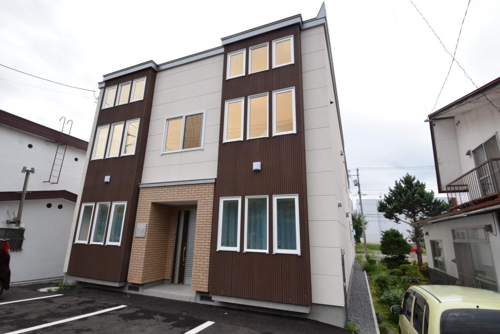 ロールＡ棟 北海道旭川市神楽二条4丁目1-5-2