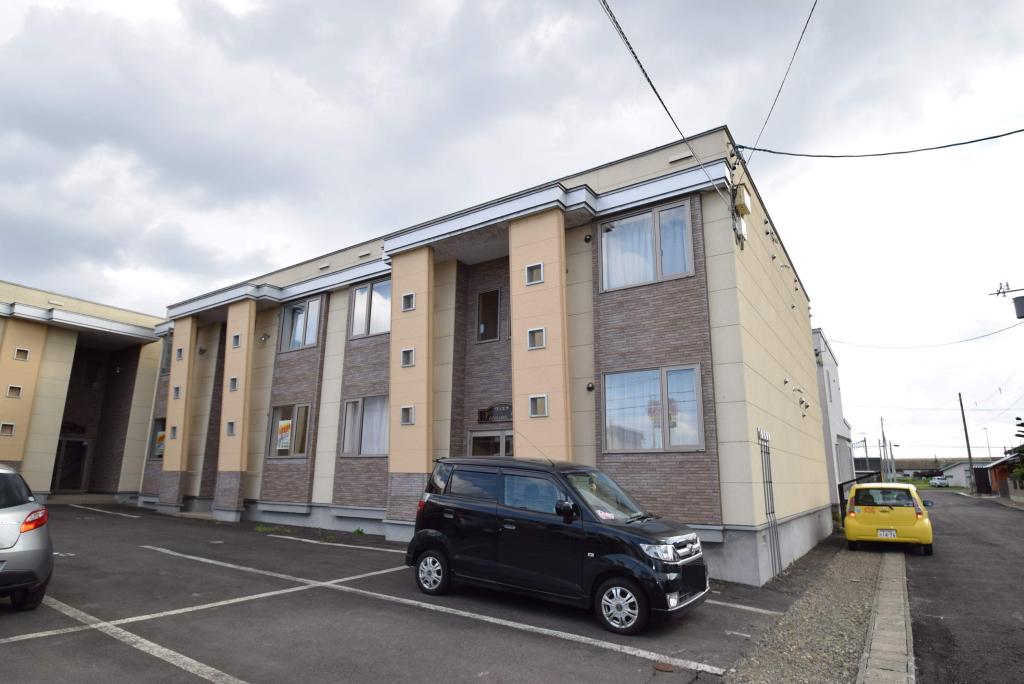 ヴィエナＤ 北海道旭川市緑町20丁目2752-5