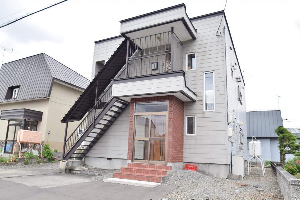 神楽岡８－３二戸借家外観