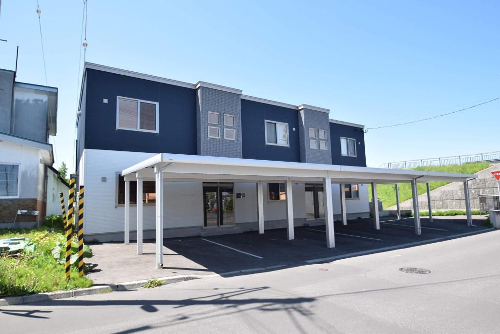 Ｓｉｎｃｅｒｅｌｙ 北海道旭川市南八条通25丁目109-3