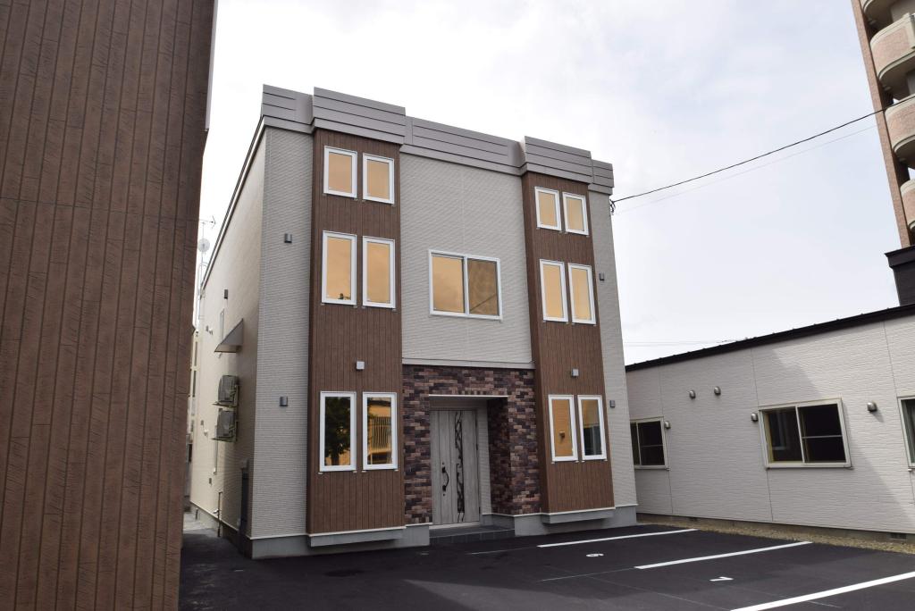 シャングリラＢ 北海道旭川市二条通17丁目994-1