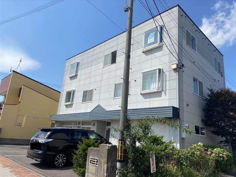 コーポリラ外観