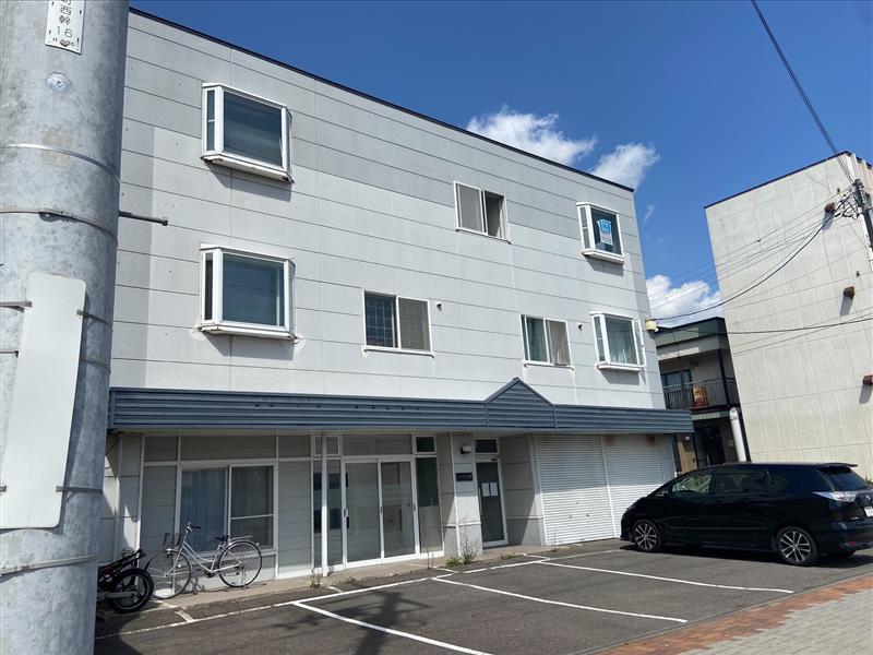 コーポリラ３０２写真2