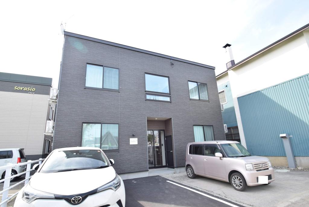 Ｌａ　ｃｌａｉｒ２３ 北海道旭川市二条通3丁目1986-2