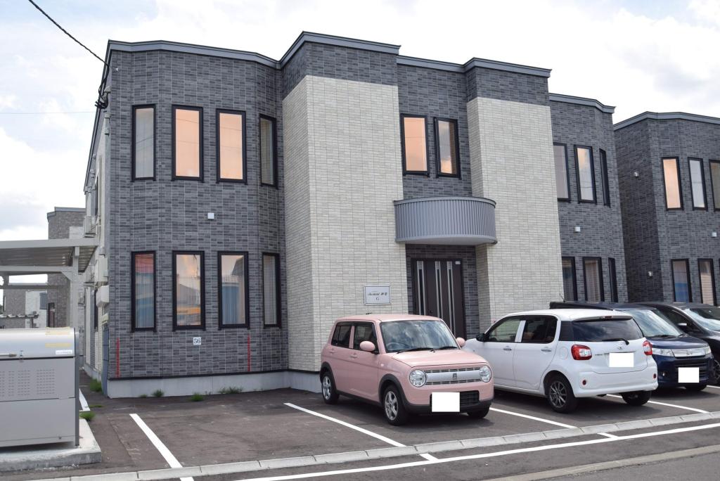 シャルマン神楽Ｇ棟 北海道旭川市神楽三条4丁目3-24