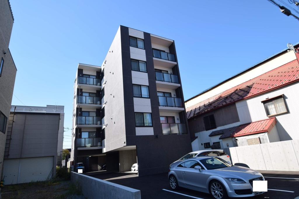 クレストパレス１条通 北海道旭川市一条通3丁目20