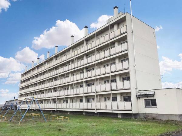 ビレッジハウス広里２号棟外観