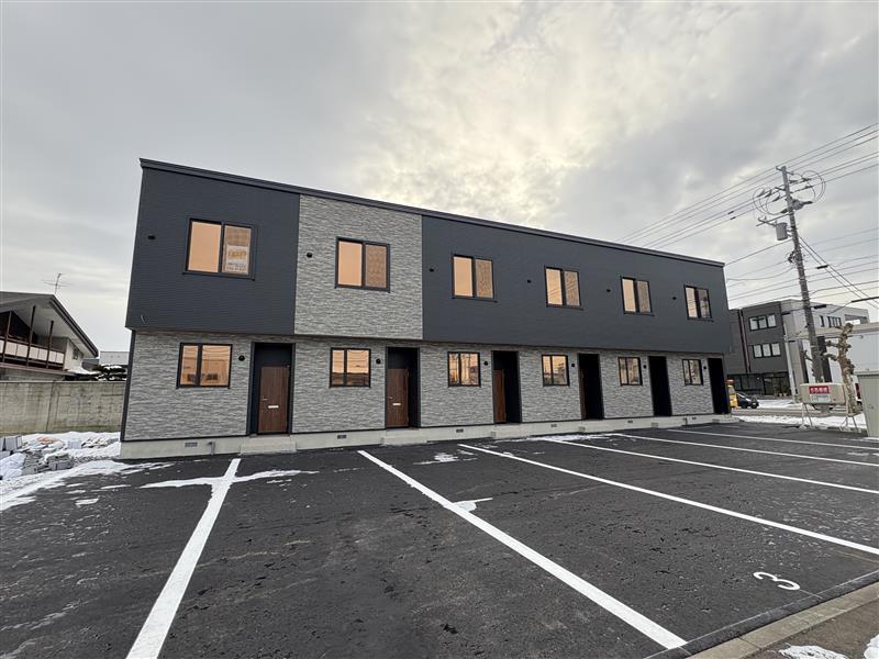 Ｌｅ　ｊａｒｄｉｎ 北海道旭川市一条通21丁目1-33