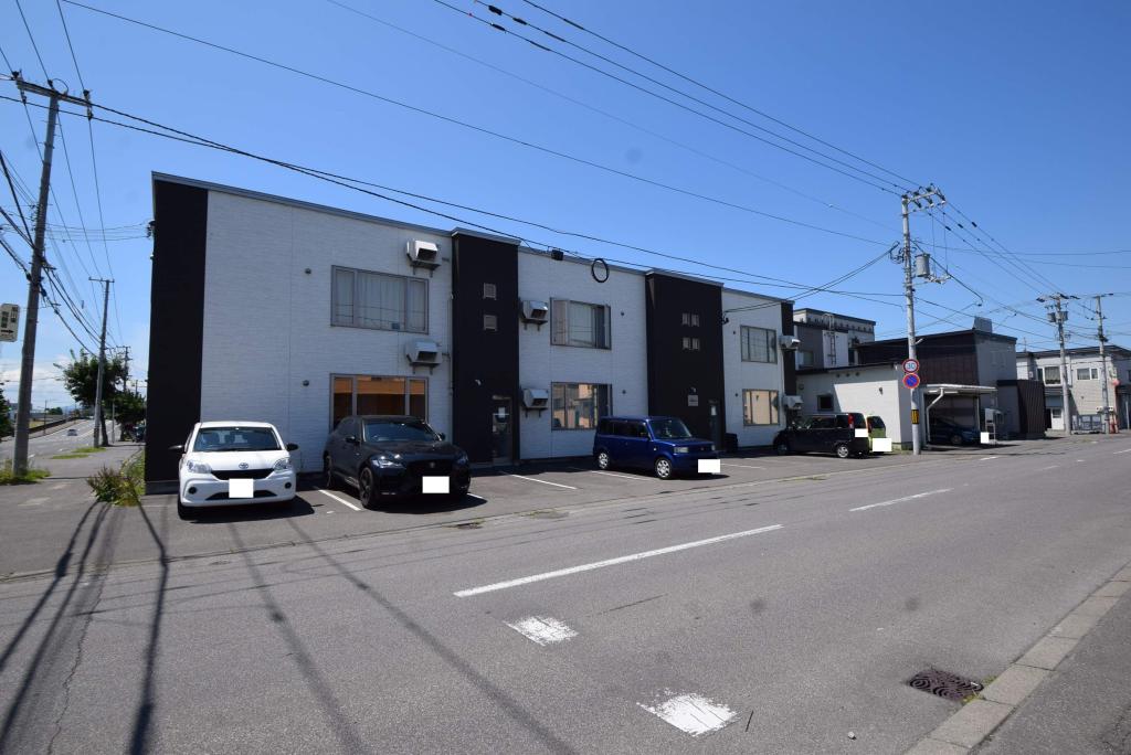 ブルーム 北海道旭川市東七条1丁目2-12