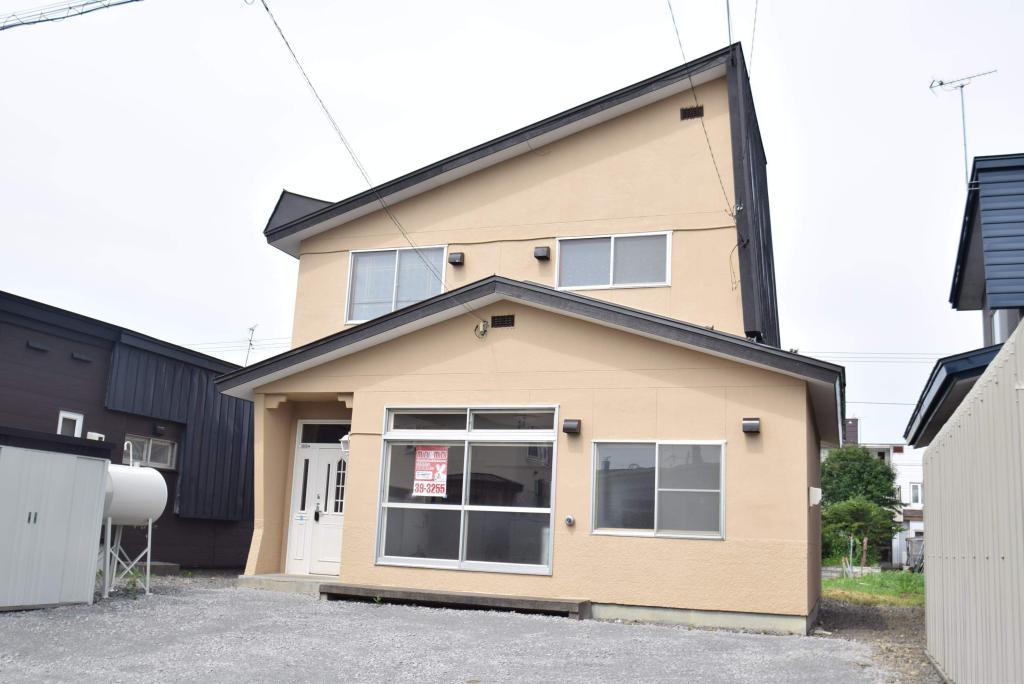 永山６－２３貸家 北海道旭川市永山六条23丁目4-15