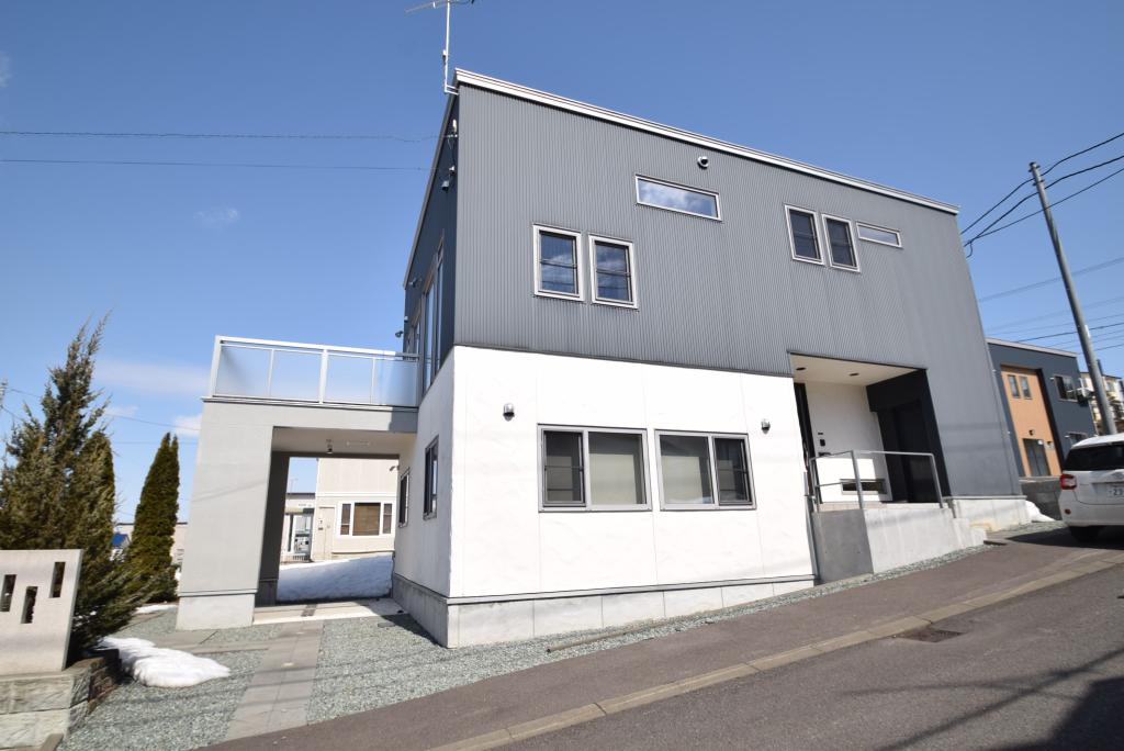 神楽岡１０ー３借家 北海道旭川市神楽岡十条3丁目1-12