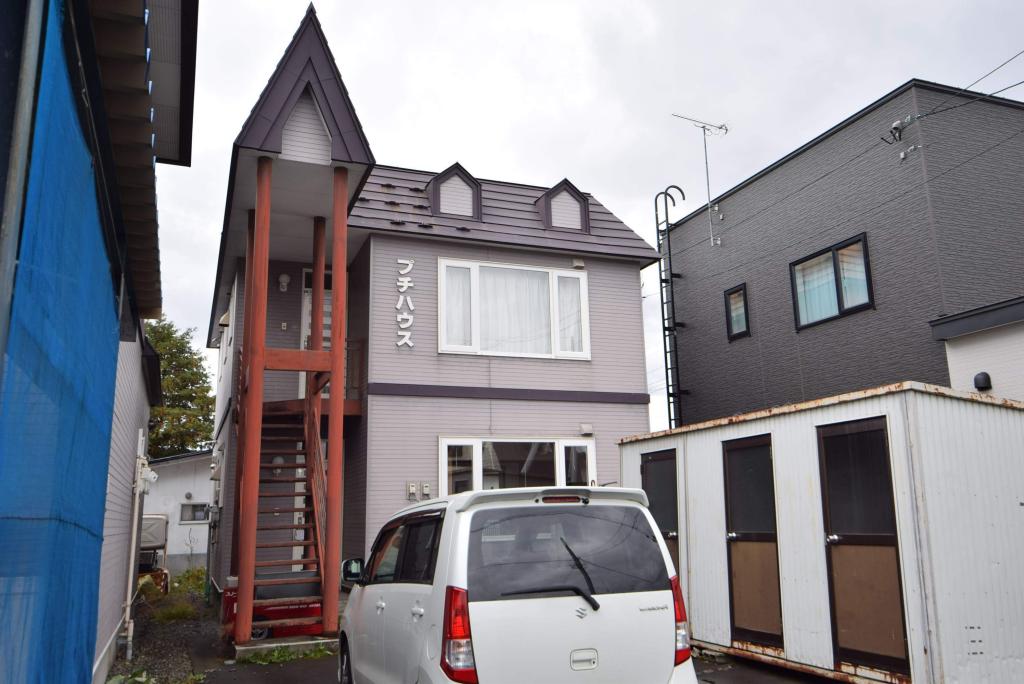 プチハウス 北海道旭川市永山五条12丁目8-4