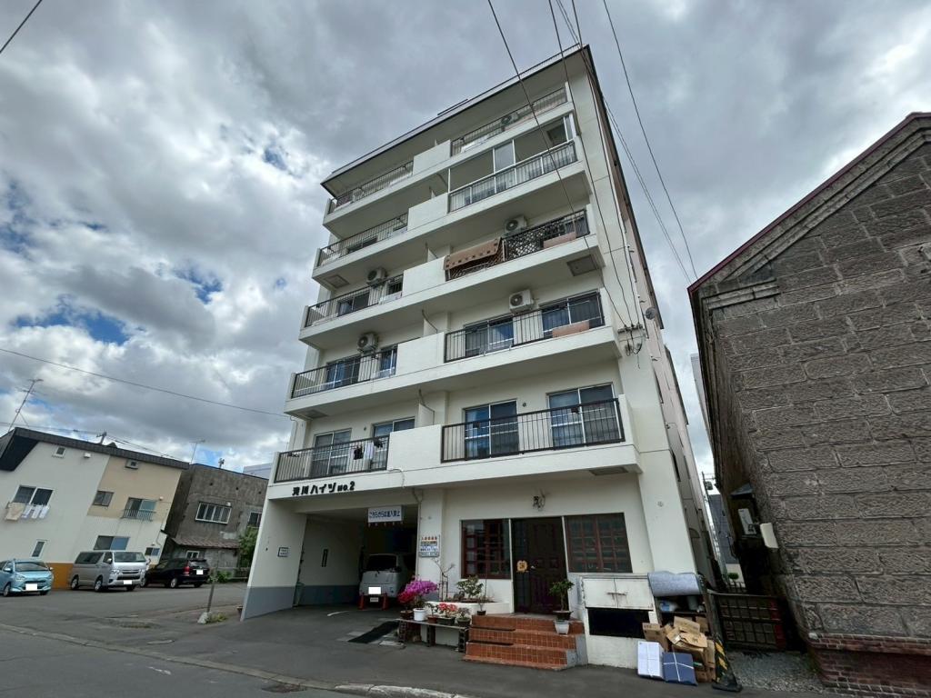 滝川ハイツＮｏ．２ 北海道旭川市一条通15丁目82-1