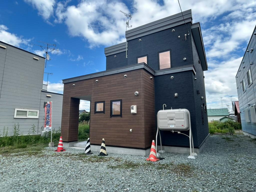 士別市大通東１２丁目一戸建て１写真2